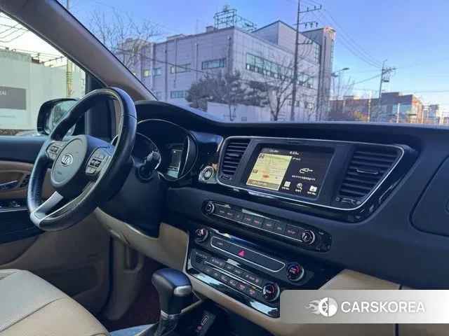 Kia The New Carnival id 3522602 из Кореи 19