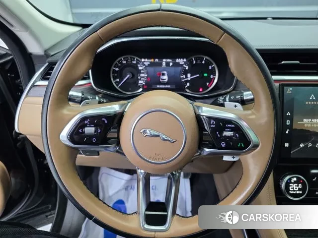 Jaguar F-PACE id 3529292 из Кореи 19