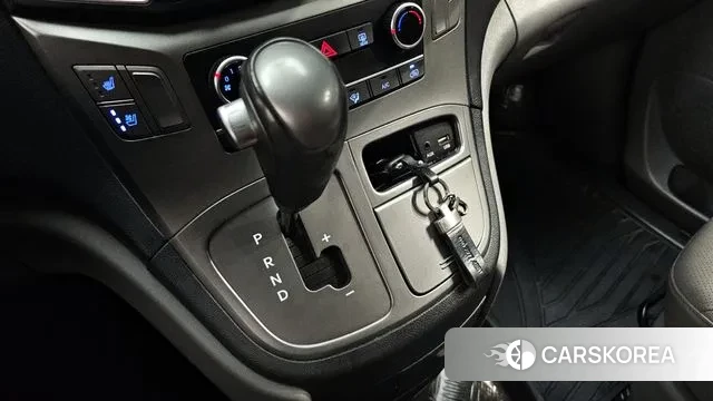 Hyundai The New Grand Starex id 3165491 из Кореи 19