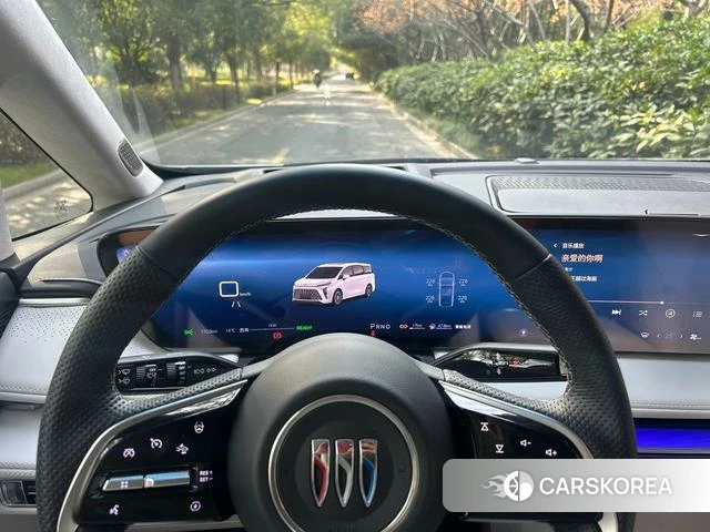Buick GL8 PHEV id 4241040 из Китая 16