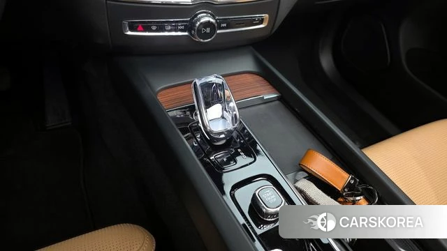 Volvo XC60 second Generation id 4354138 из Кореи 32