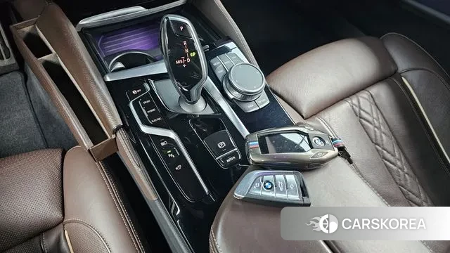 BMW 5 Series (G30) id 2964792 из Кореи 19