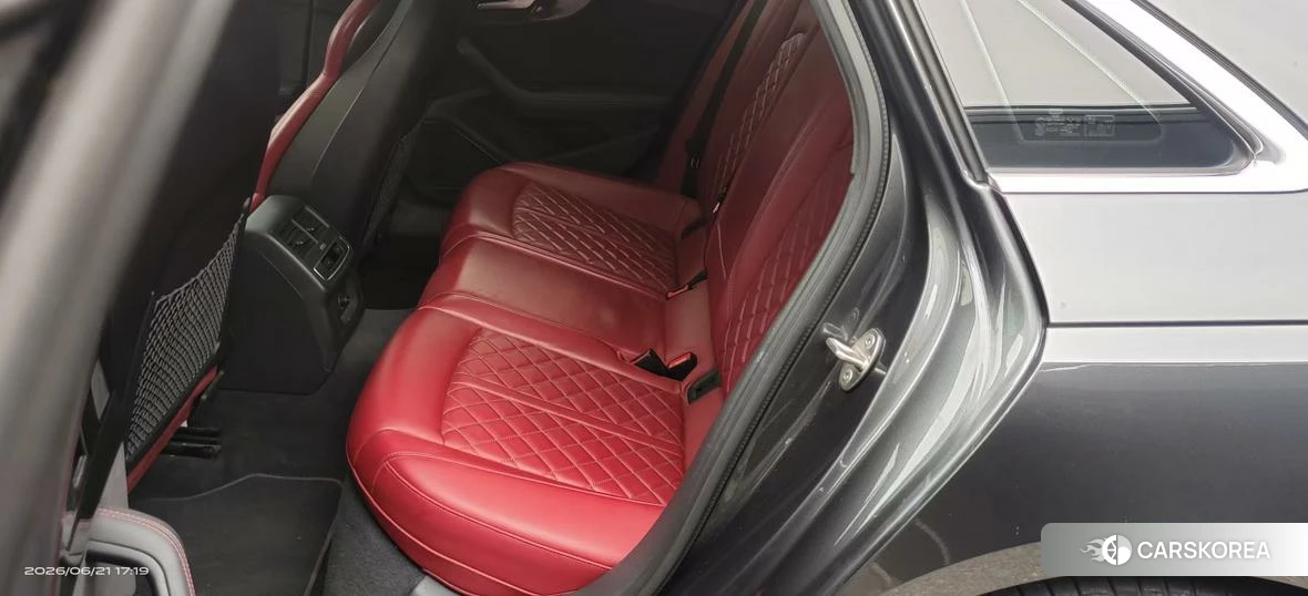 Audi S4 id 4487452 из Китая 10