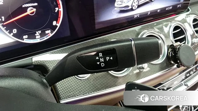 Mercedes-Benz E-Class W213 id 3718126 из Кореи 19