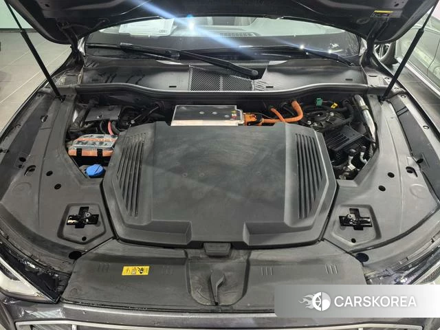 Audi e-tron id 3920664 из Китая 17