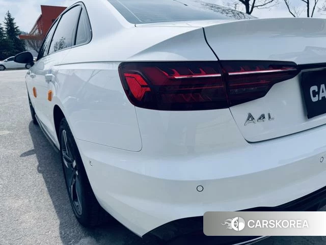 Audi A4L id 4275208 из Китая 18