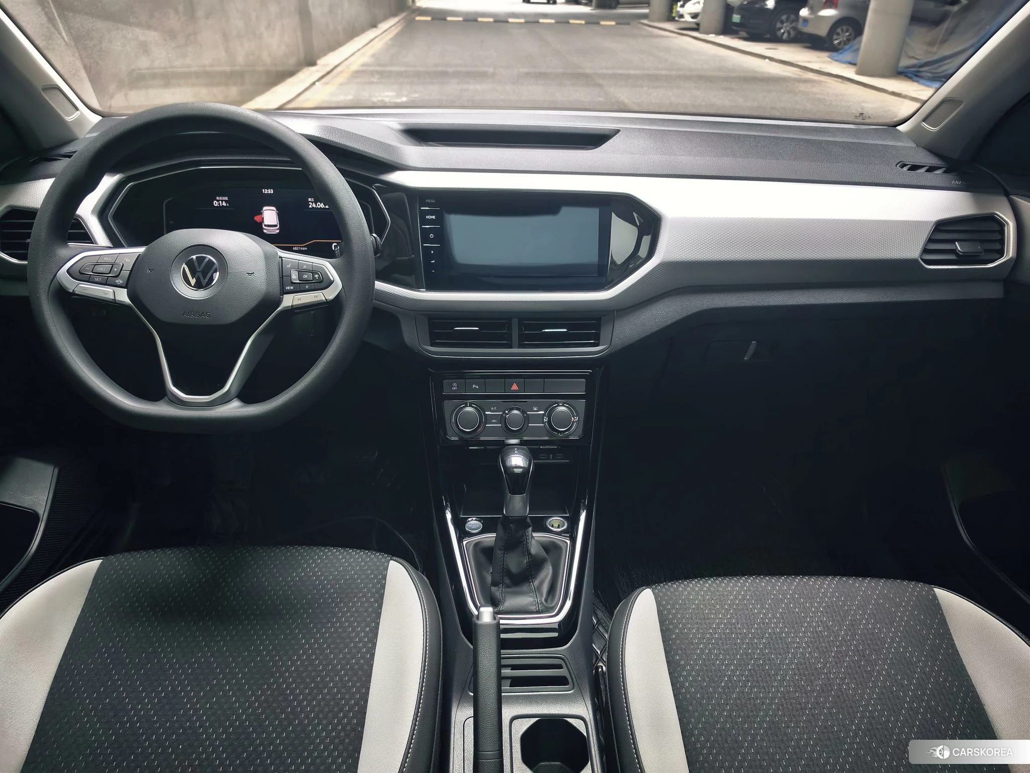 Volkswagen Exploring the shadow id 4498598 из Китая 9