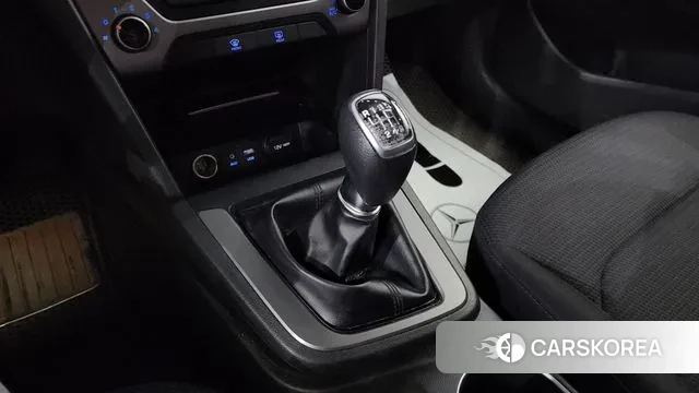 Hyundai Avante AD id 3602366 из Кореи 19