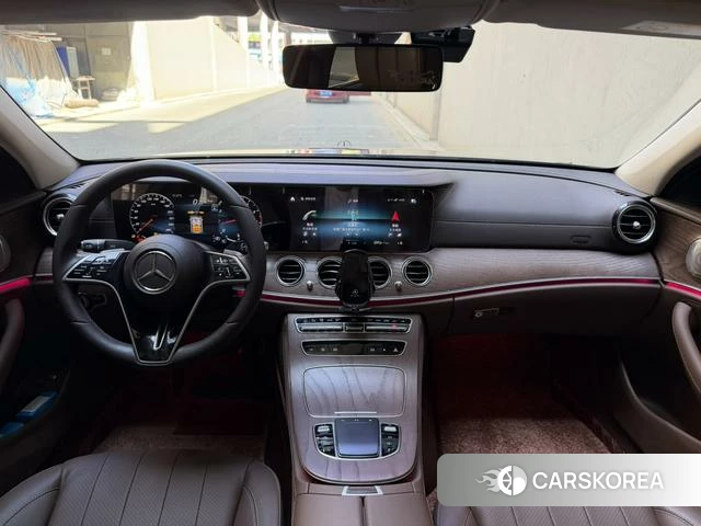 Mercedes-Benz E-class id 4314685 из Китая 9