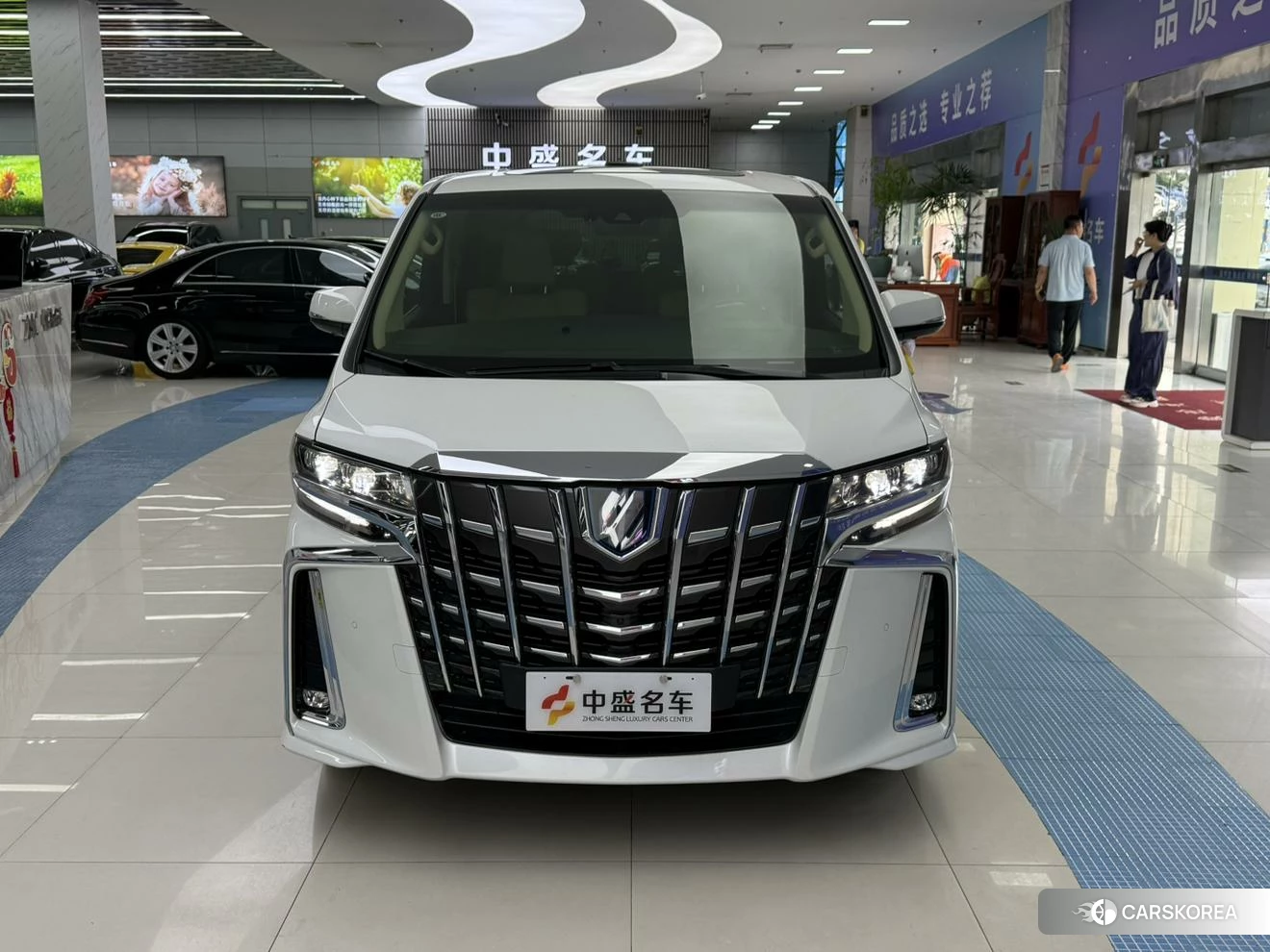 Toyota Elfa id 4512680 из Китая 26
