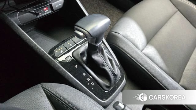 Kia Stonic id 4895103 из Кореи 19