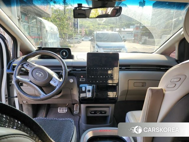Hyundai Staria id 4298752 из Кореи 15