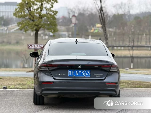Honda Accord id 4297498 из Китая 15