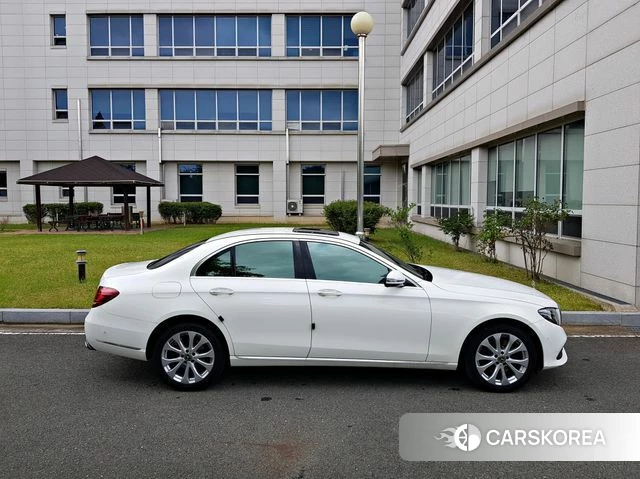 Mercedes-Benz E-Class W213 id 4543193 из Кореи 19