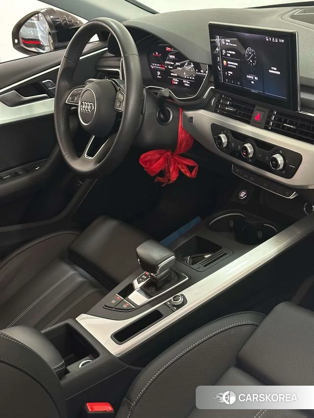 Audi A4L id 4314210 из Китая 33