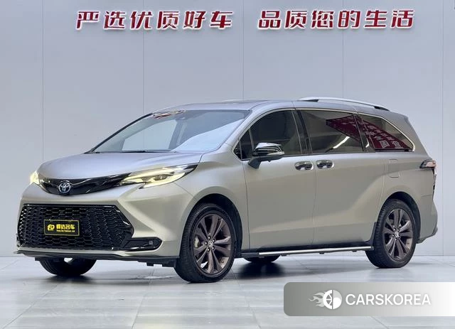 Toyota Saina id 4276597 из Китая 13