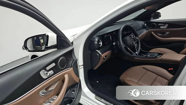 Mercedes-Benz E-Class W213 id 4783438 из Кореи 36