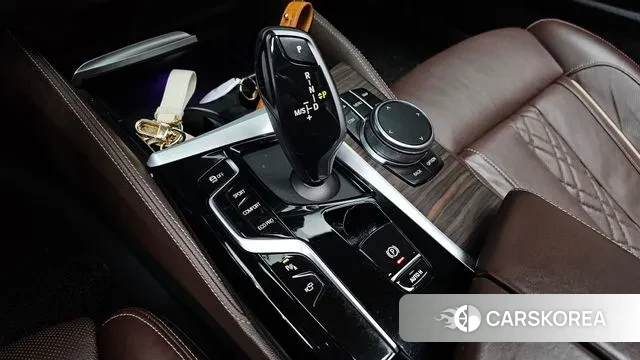 BMW 5 Series (G30) id 3751700 из Кореи 19