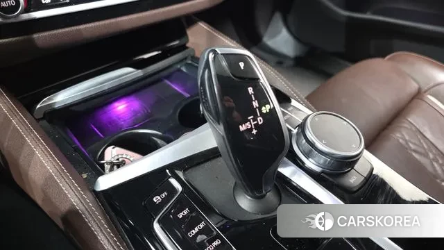 BMW 5 Series (G30) id 3487743 из Кореи 19