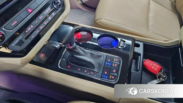 Kia All New Carnival id 4417375 из Кореи 30