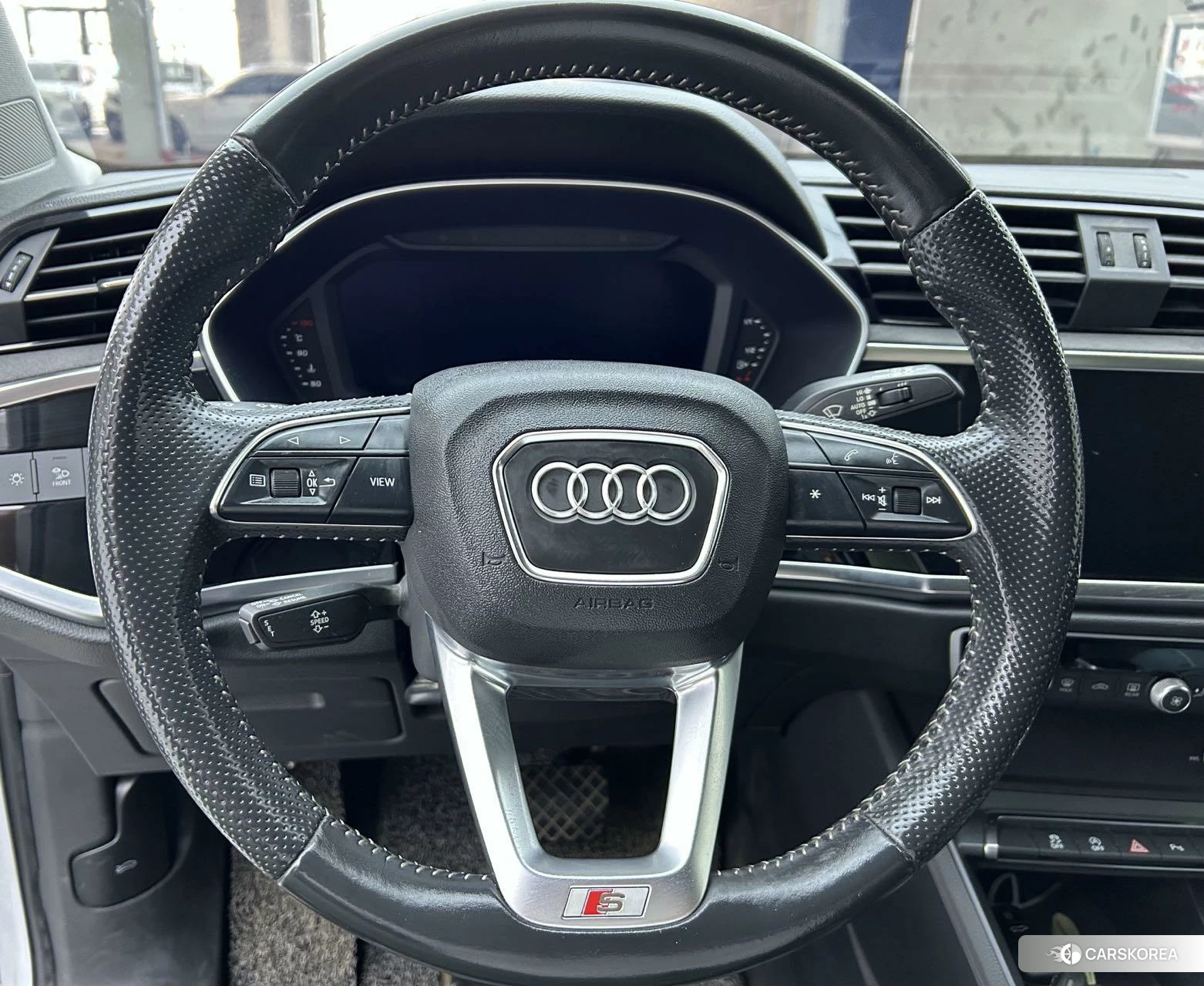 Audi Q3 Sportback id 4512638 из Китая 17