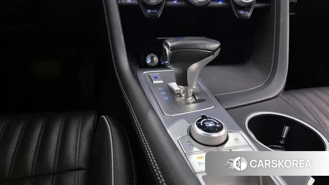 Genesis G70 id 3402638 из Кореи 19