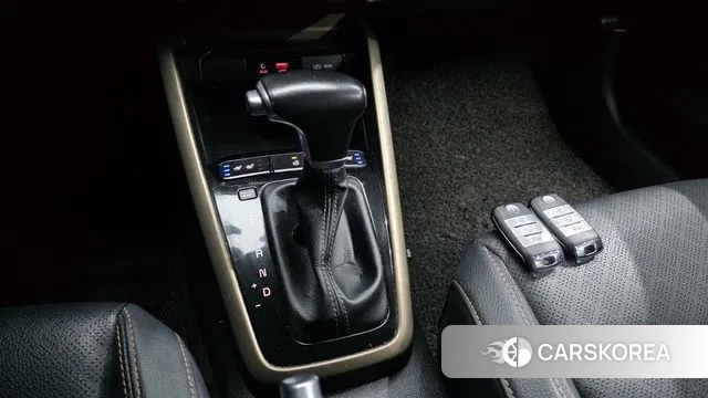 Kia Stonic id 3588216 из Кореи 19