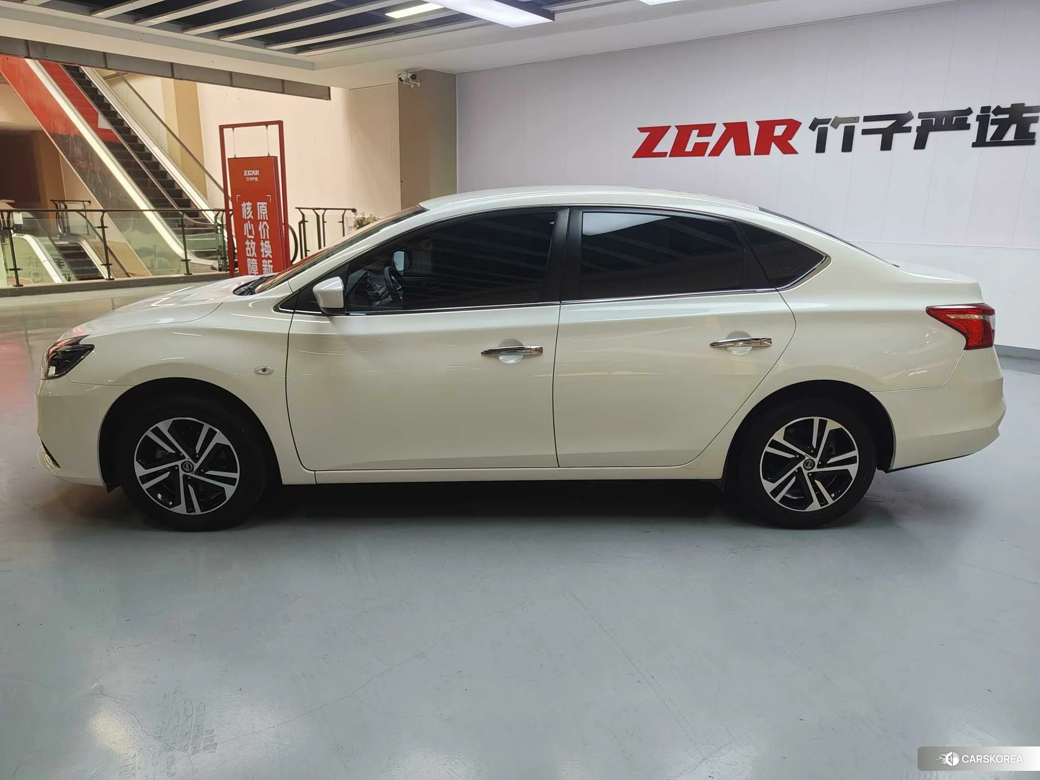 Nissan Xuan Yi id 4426829 из Китая 41