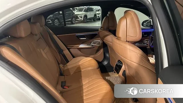 Mercedes-Benz E-Class W214 id 2914832 из Кореи 19