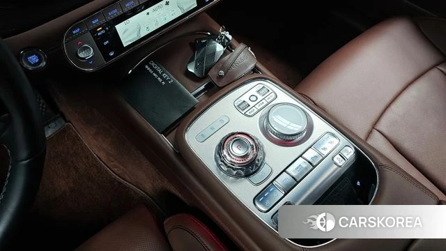 Genesis G90 (RS4) id 4185661 из Кореи 32