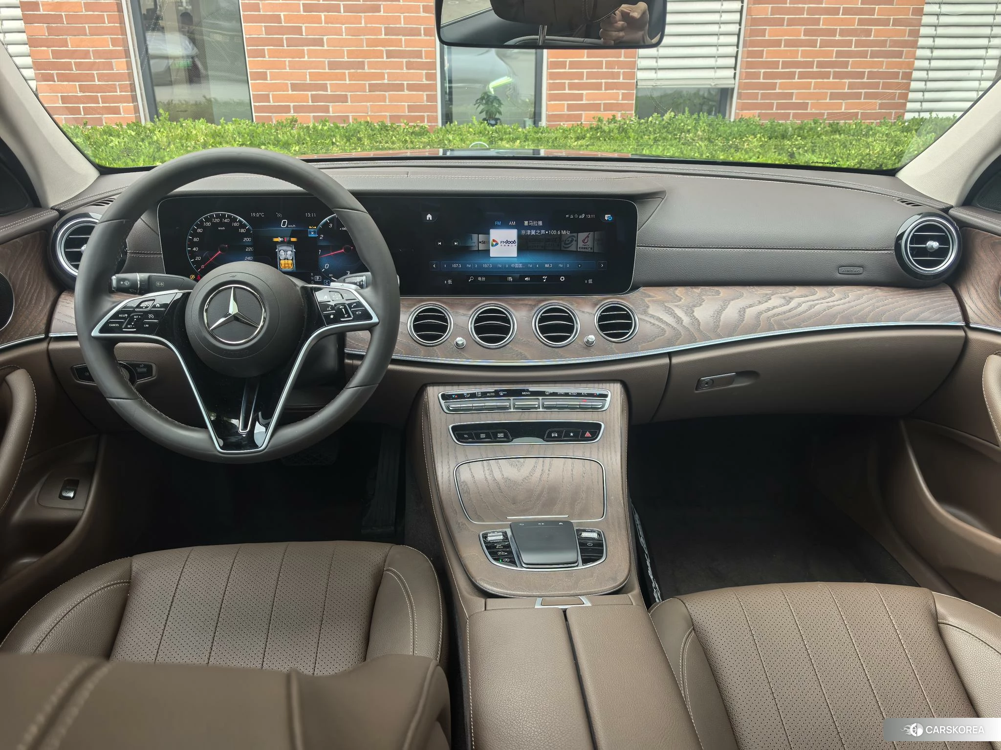 Mercedes-Benz E-class id 4426719 из Китая 22