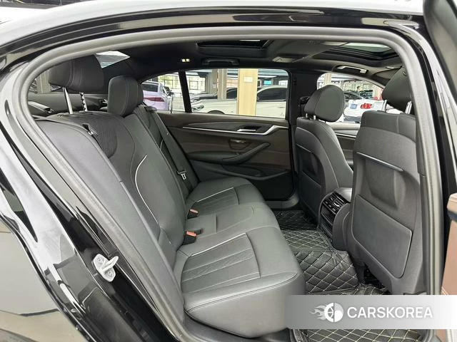 BMW 5 series id 4264043 из Китая 14