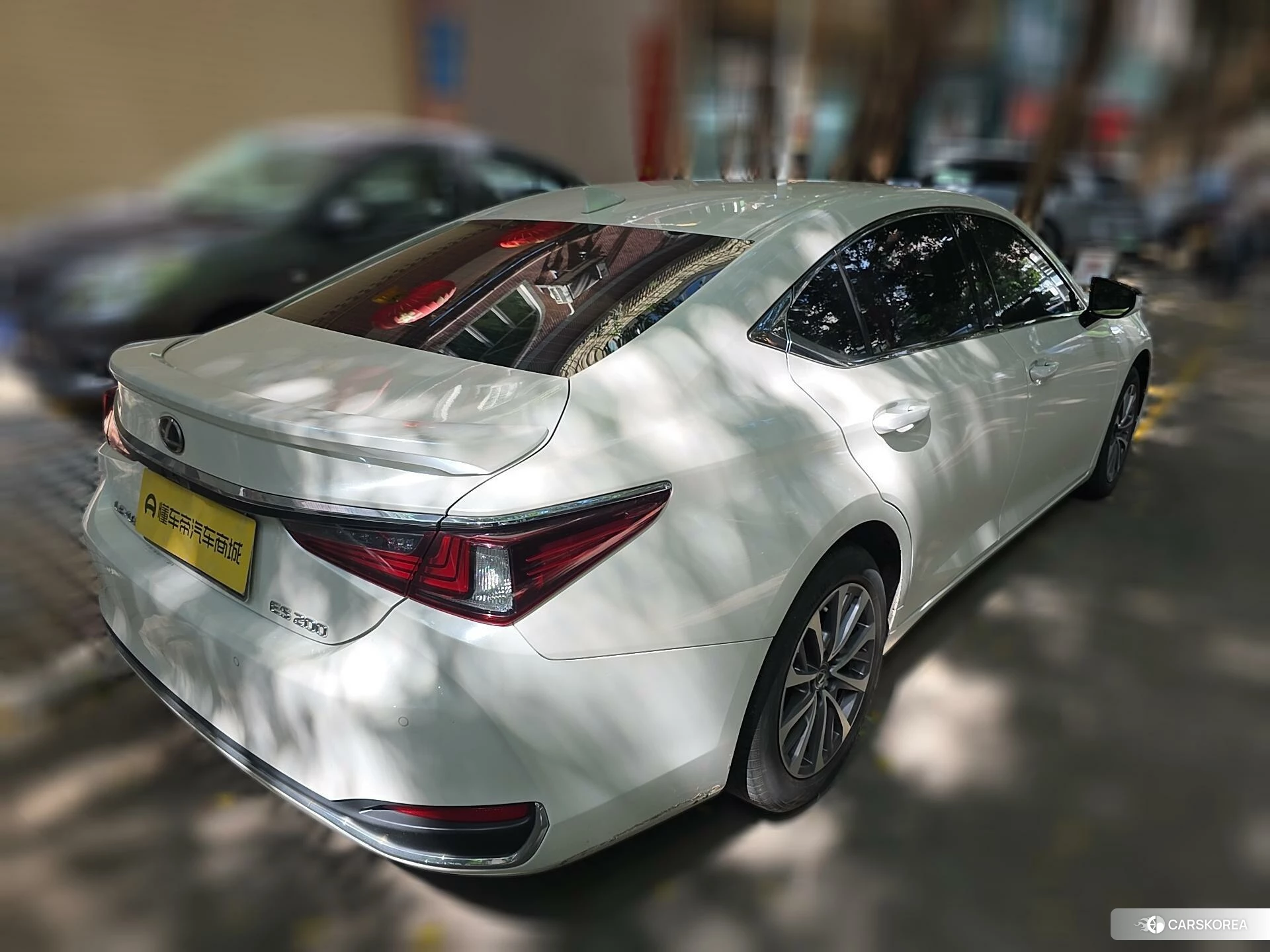 Lexus ES id 4487434 из Китая 20