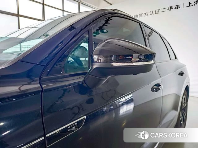 Volkswagen Touareg id 4301167 из Китая 25