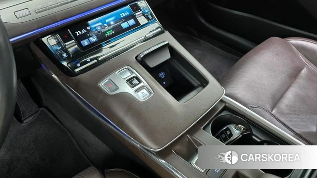 Hyundai The New Grandeur IG id 4641950 из Кореи 32