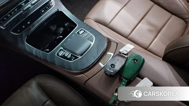 Mercedes-Benz E-Class W213 id 3621491 из Кореи 19