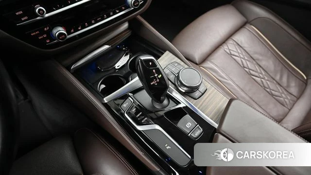 BMW 5 Series (G30) id 4530502 из Кореи 19