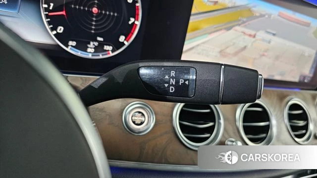 Mercedes-Benz E-Class W213 id 4196585 из Кореи 19