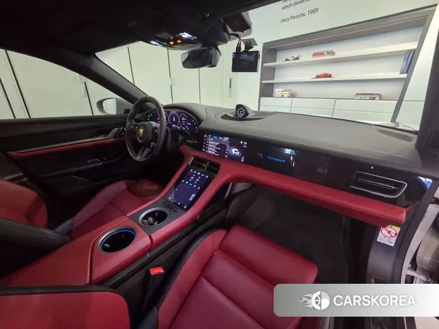 Porsche Taycan id 3695896 из Кореи 11