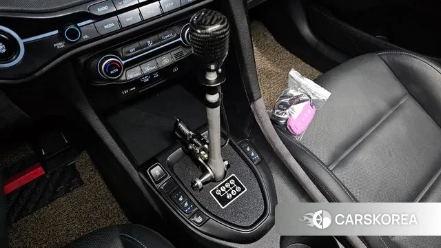 Hyundai Veloster (JS) id 3413285 из Кореи 19