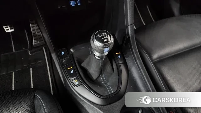 Hyundai Veloster (JS) id 3469853 из Кореи 19