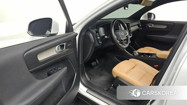 Volvo XC40 id 4535900 из Кореи 29