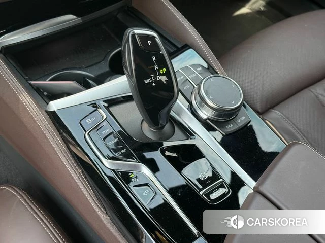 BMW 5 Series (G30) id 4366280 из Кореи 18