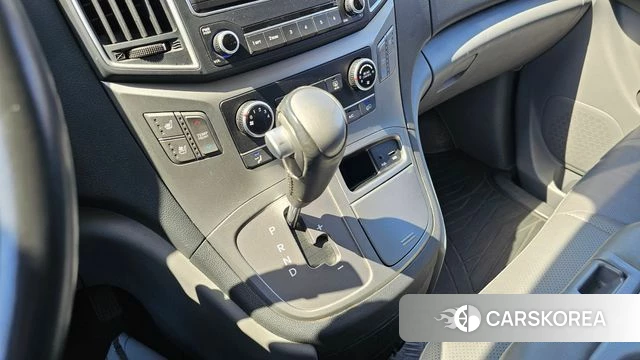 Hyundai The New Grand Starex id 3899769 из Кореи 19