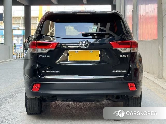 Toyota Highlander id 4213569 из Китая 12