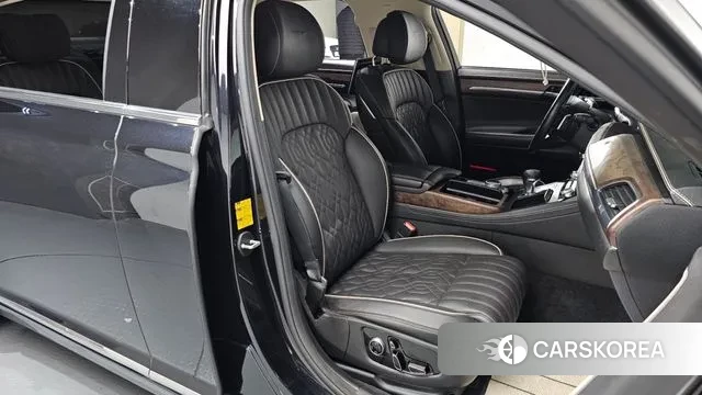 Genesis G90 id 3422272 из Кореи 19