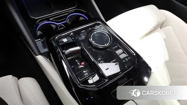 BMW 5 Series (G60) id 3554794 из Кореи 19