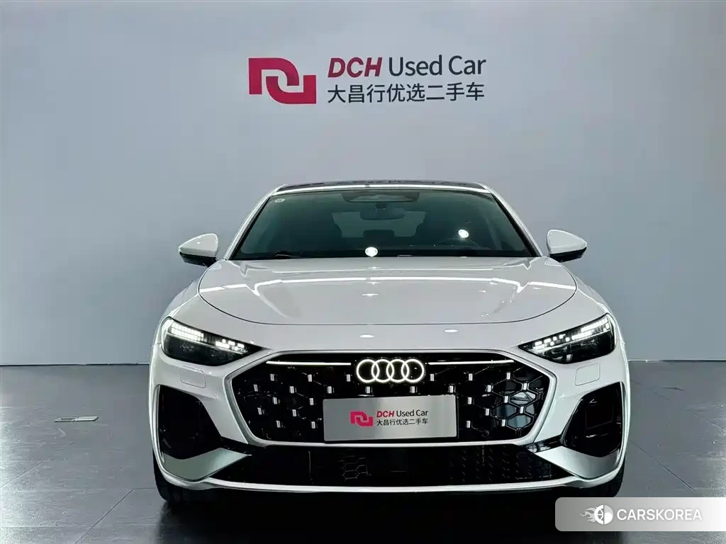 Audi A5L id 4538846 из Китая 23