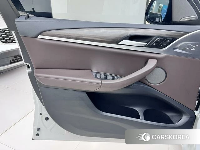 BMW X3 id 4256436 из Китая 28