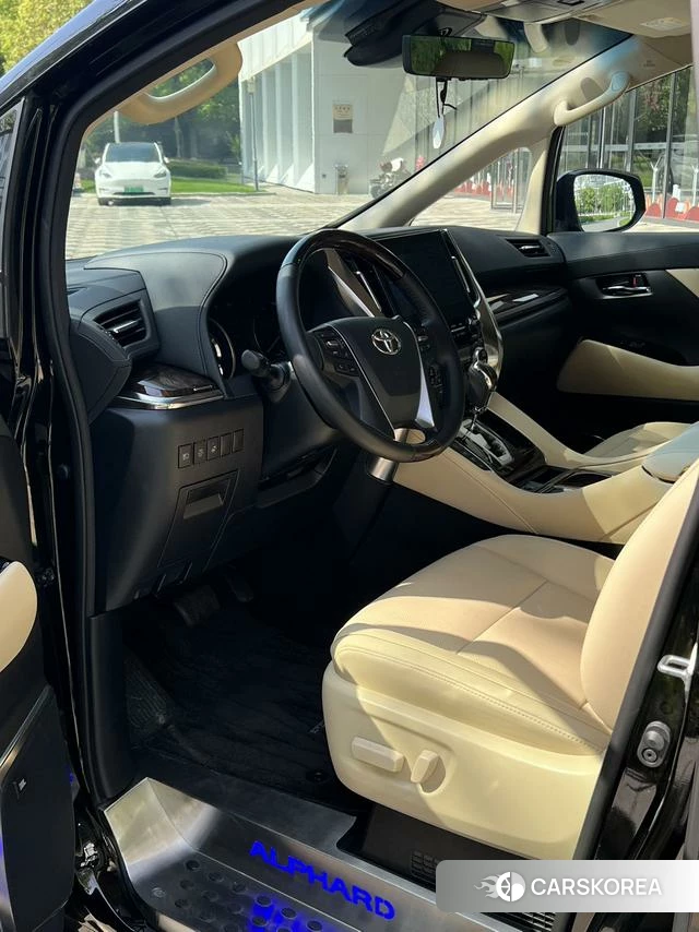 Toyota Elfa id 4263373 из Китая 12